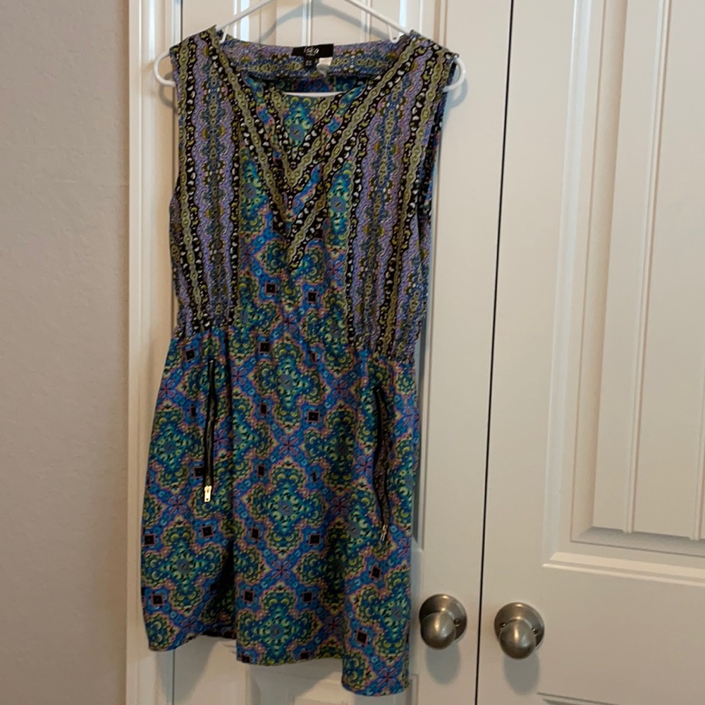 Iska brand sleeveless dress w57